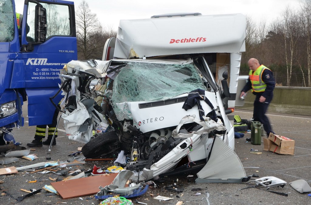 Schwerer VU A 1 Rich Saarbruecken kurz vor AK Leverkusen P030.JPG - Miklos Laubert